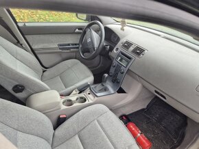 Prodám Volvo S40 1.6D 80KW - KLIMATIZACE - 7