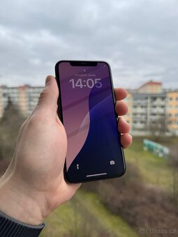 iPhone 11 Pro 64GB Černý, 100% kondice baterie, Stav A - 7