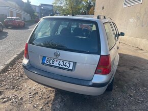 VW  Golf IV  1.4 16v 55kw. Climatronic, vytápěná sedadla - 7