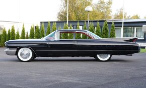 1960 Cadillac Coupe Deville - 7