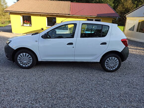 Dacia Sandero 1.2i - 7