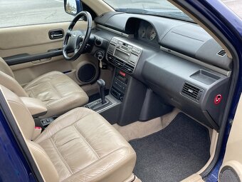 Nissan X-Trail 2,5i Automat 2003 - 7