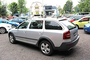 Škoda Octavia Scout - 7