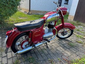 Jawa 250/353 Kývačka s platným TP - 7