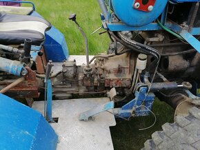 Traktor domácí výroby tatra 805 - 7