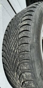 Pirelli Cinturato 205 / 55 R16 - zimní pneu - 7