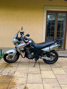 Aprilia Pegaso Strada 650 - 7