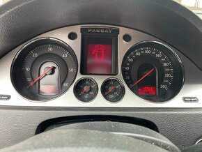 VW Passat B6 2.0 TDI - 7