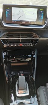 ELEKTROMOBIL PEUGEOT E208 plná výbava - 7