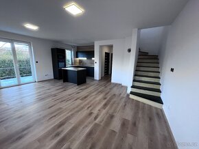 Rodinný dům 5kk 130m2  pozemek 1730 m2 - 7