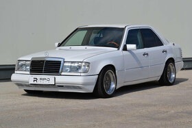 Mercedes-Benz 124 W124 300 TD / 108 kW / - 7