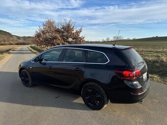 Opel Astra Sports tourer - 7