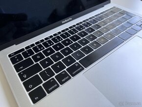 Apple MacBook Pro 13 256GB - 7