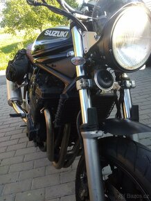 Suzuki GSR 1200 Bandit - 7