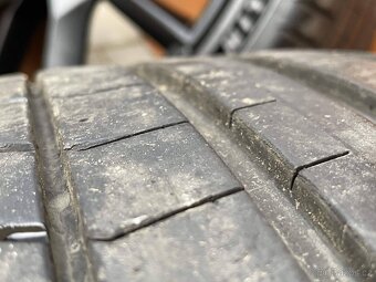 GEMINI SCHWARZ skoda Octavia RS 3 5x112  7,5x18 ET 51 - 7