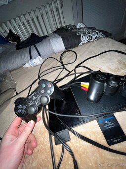 Plne funkční playstation2 + 2x obvladace - 7