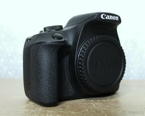 Digitální zrcadlovka Canon EOS 2000 D – nová. - 7