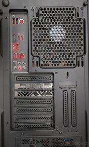 Výkonné PC 64GB RAM - 7