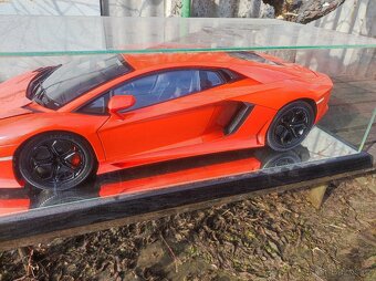 Lamborghini Aventador od Pocher - 7