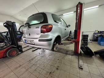 Toyota Yaris 1.0 vvti - 7