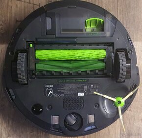 Prodám robotický vysavač iRobot Roomba I7+ - 7