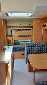 Karavan Knaus 500 Sport, palandy - 7