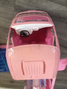 Barbie karavan - 7