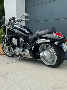 Suzuki Intruder VZR1800 - 7