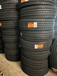 295/80 R22,5 prémiová Britská nákladní pneu - 7