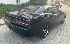 Dodge Challenger 3.6 V6 - 7