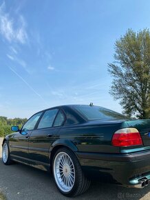 BMW E38 740iA - 7