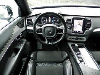 Volvo XC90 2.0 B5 MHEV 173 kW R-DESIGN r.v. 2020 - 7