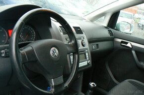 Volkswagen Touran 1.9TDi -2007-serviska - 7