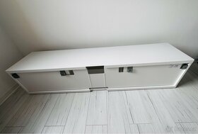 TV stolek IKEA (180x40x38) bílá - 7