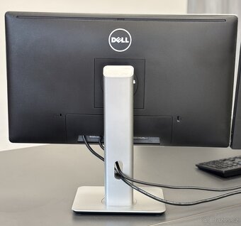 Prodám 4 ks monitorů DELL PROFESSIONAL P2414HB 24´´ - 7