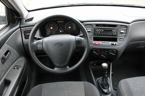 Kia Rio 1,4i 71KW, KLIMA,ČR,STK 9/2025, r.v. 2006 - 7