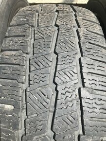 Pneu Michelin Agilis 215/60/17c - 7