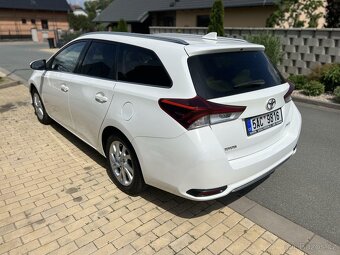 Toyota Auris 1.6 vvti 97 kW •1.majitel•Původ CZ•ODPOČET DPH - 7