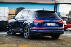 Audi SQ7 - 7