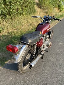 Suzuki GT 750 - 7