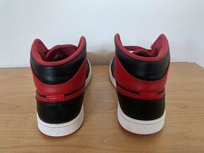 Air Jordan 1 Mid červené EU45 - 7