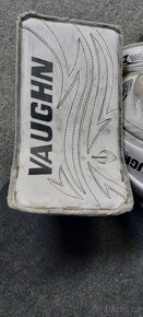 Vaughn Velocity Set lapačka a vyrážečka JR - opačné garde - 7