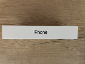 iPhone 15 128GB Black : nový+ příslušenství - 7