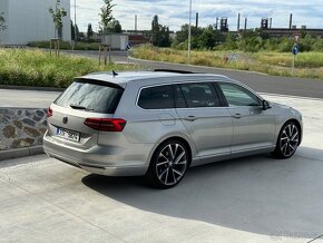 Passat B8 TDi highline hnědá kůže, panorama - 7