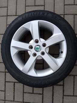 alu  kola 5x112 r16 Škoda a Goodyear letní 205/55/16 - 7