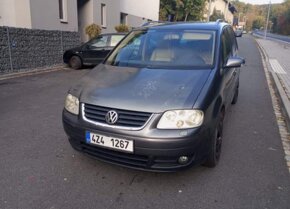 Vw touran 2.0 tdi, 7 míst. Nova STK - 7