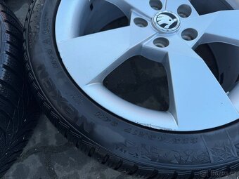 ORIGINÁL Alu Škoda DENOM R17, 5x112 - ZIMNÍ PNEU - 7