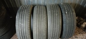 Pneu 235/60R18 - 7