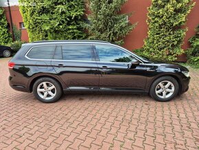 VW Passat 2.0 TDI 140kW R-line,DSG,4x4,Webasto,Matrix LED,Na - 7