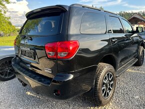 2016 Toyota Sequoia SR5 5,7 V8 4x4 7-miest podvozok +5cm - 7